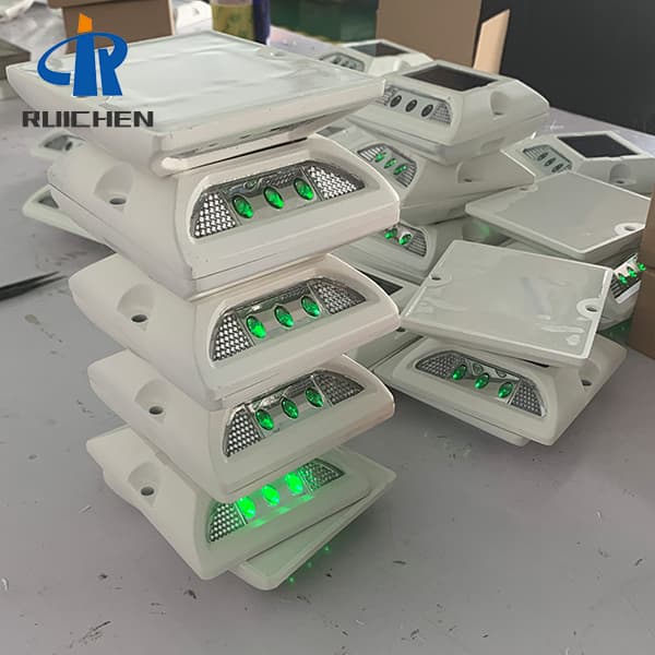 <h3>Half Moon Solar Road Stud Reflector For Car Park In China </h3>
